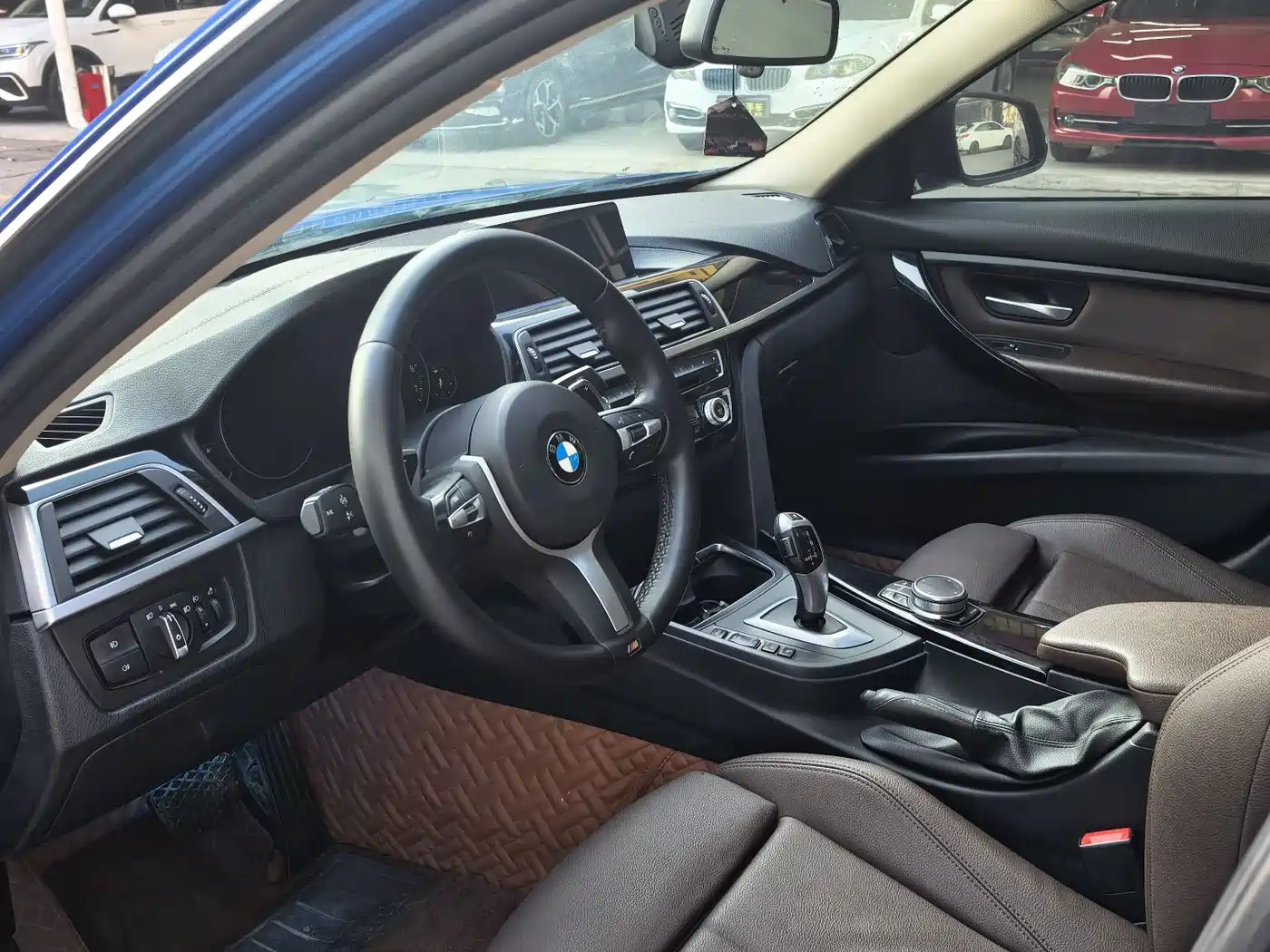BMW 3 Series 2019 320Li M Luxury Package фото 8