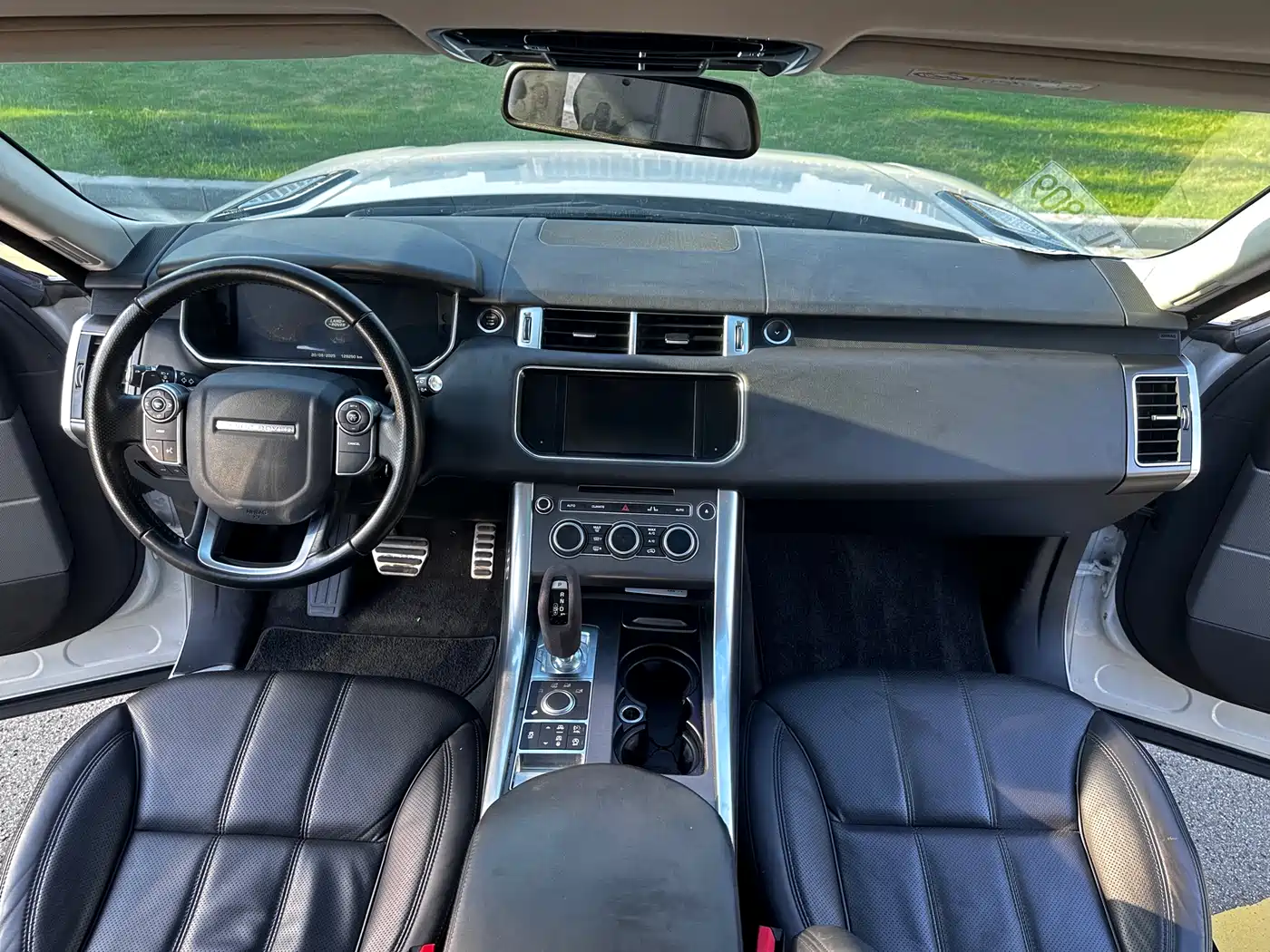 Land Rover Range Rover Sport 2016 Model 3.0 SC V6 HSE фото 15