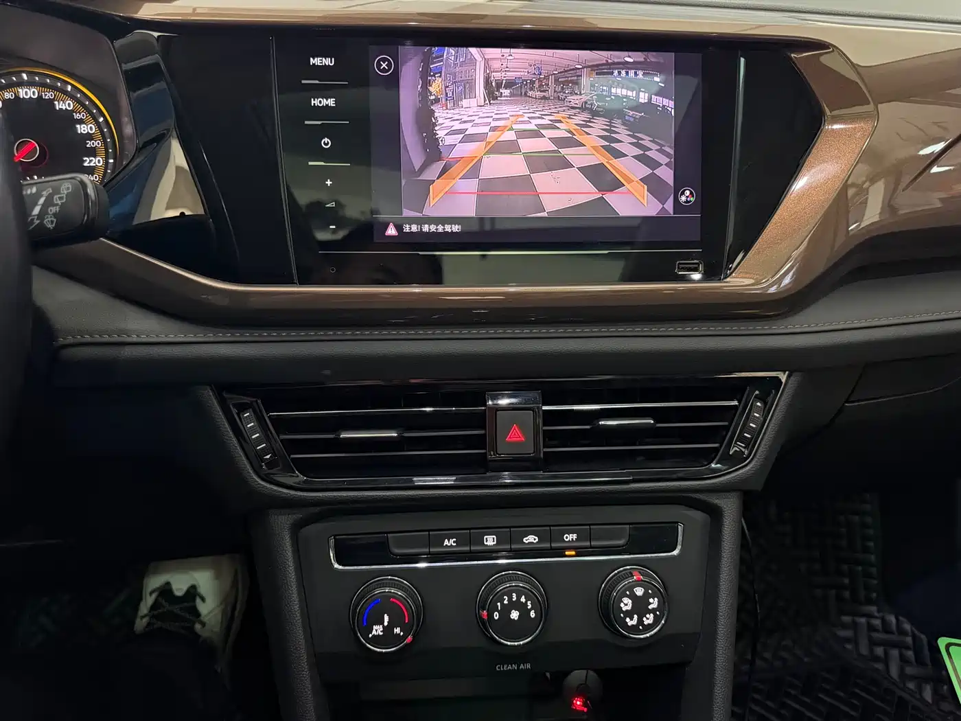 Volkswagen Tharu 2021 Model 280TSI 2WD Comfort Edition фото 9