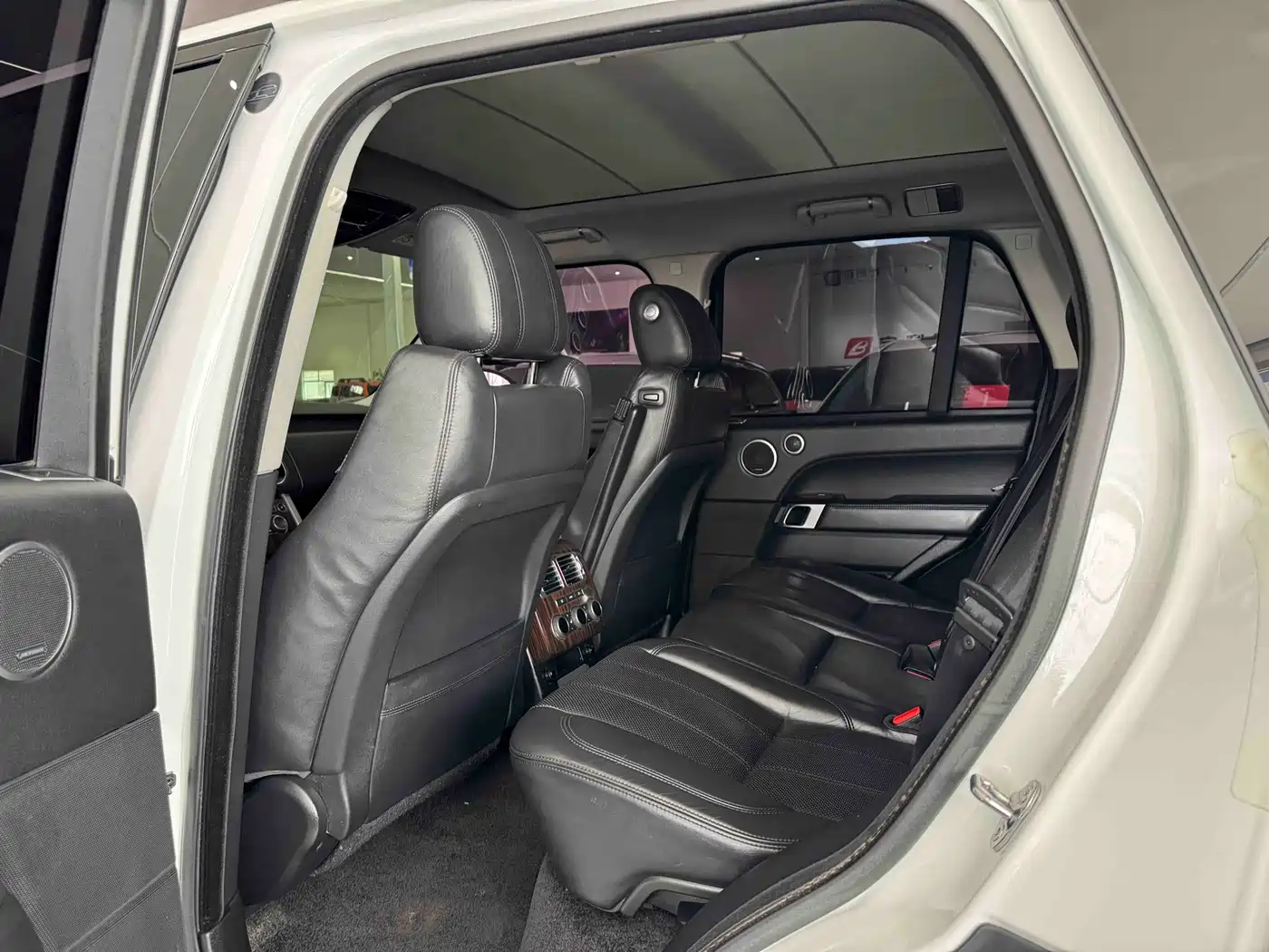 Land Rover Range Rover 2017 3.0 SC V6 Vogue фото 9