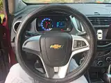 Photo 15 - Chevrolet Trax