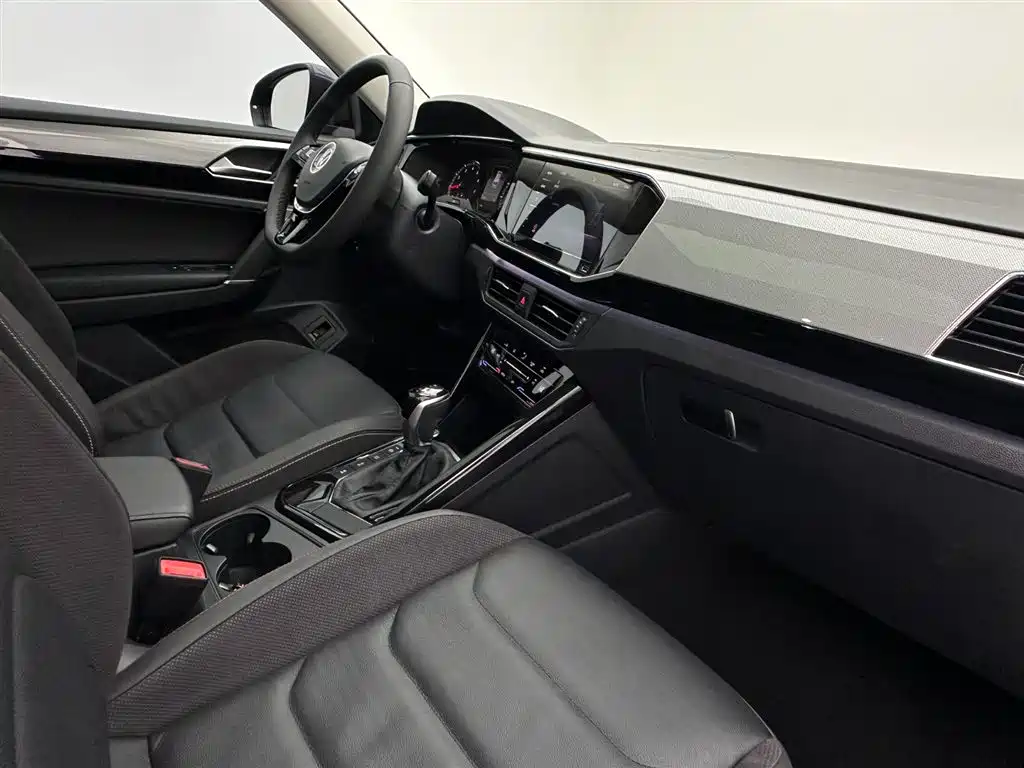 Volkswagen Tayron 2021 330TSI 2WD Luxury Smart Connect Edition 16