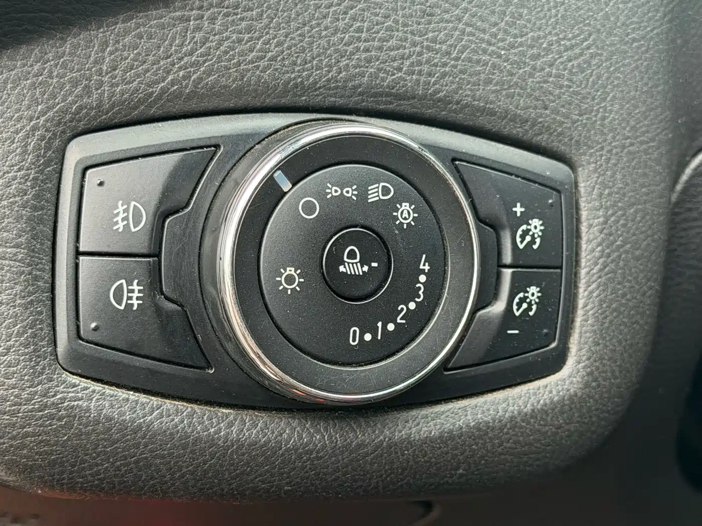Ford Kuga 2013 2013 1.6L GTDi FWD Trend