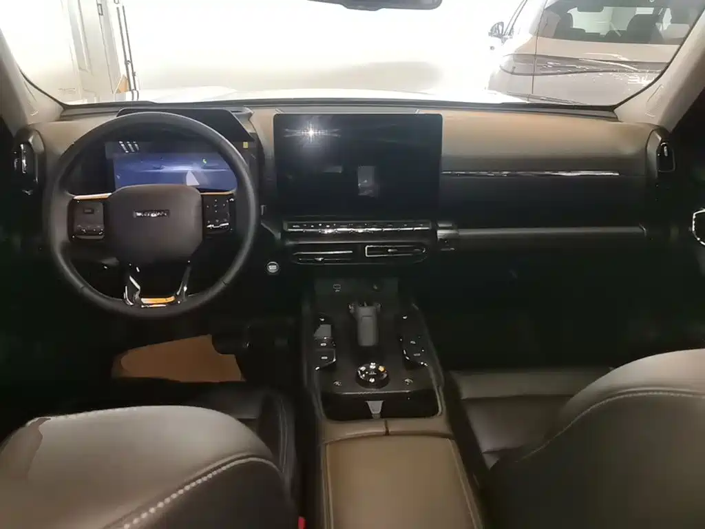 Haval Second-Generation Big Dog New Energy 2023 2023 DHT-PHEV 105km Trendy Electric Edition Plus