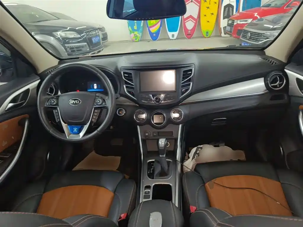 BYD Song 2016 2.0TID Automatic Premium фото 10