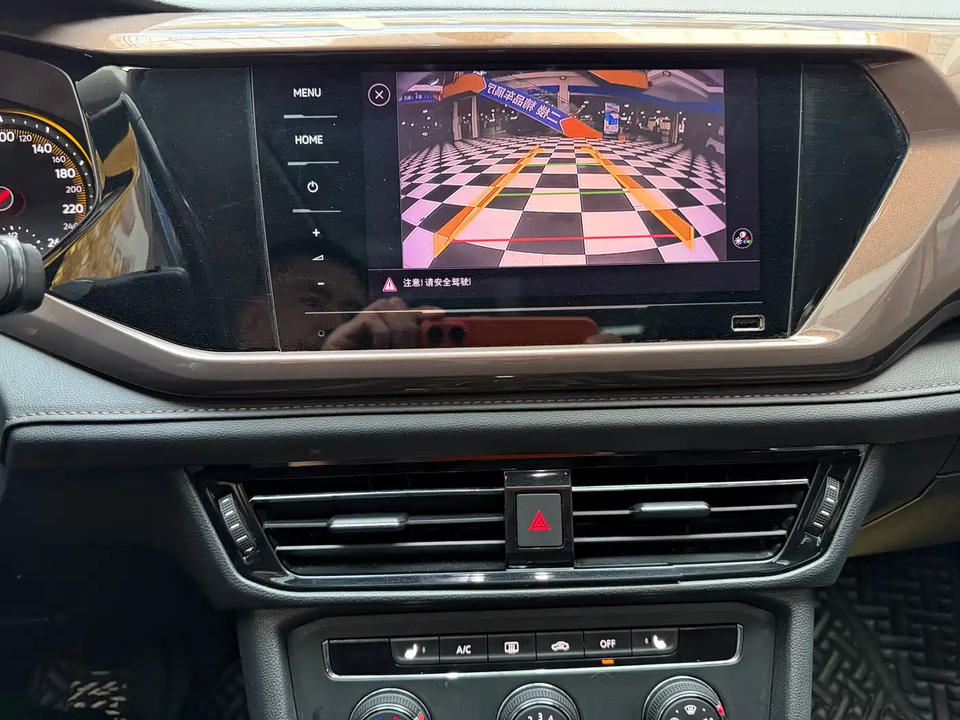 Volkswagen Tharu 2021 Model 280TSI 2WD Comfort Edition фото 16