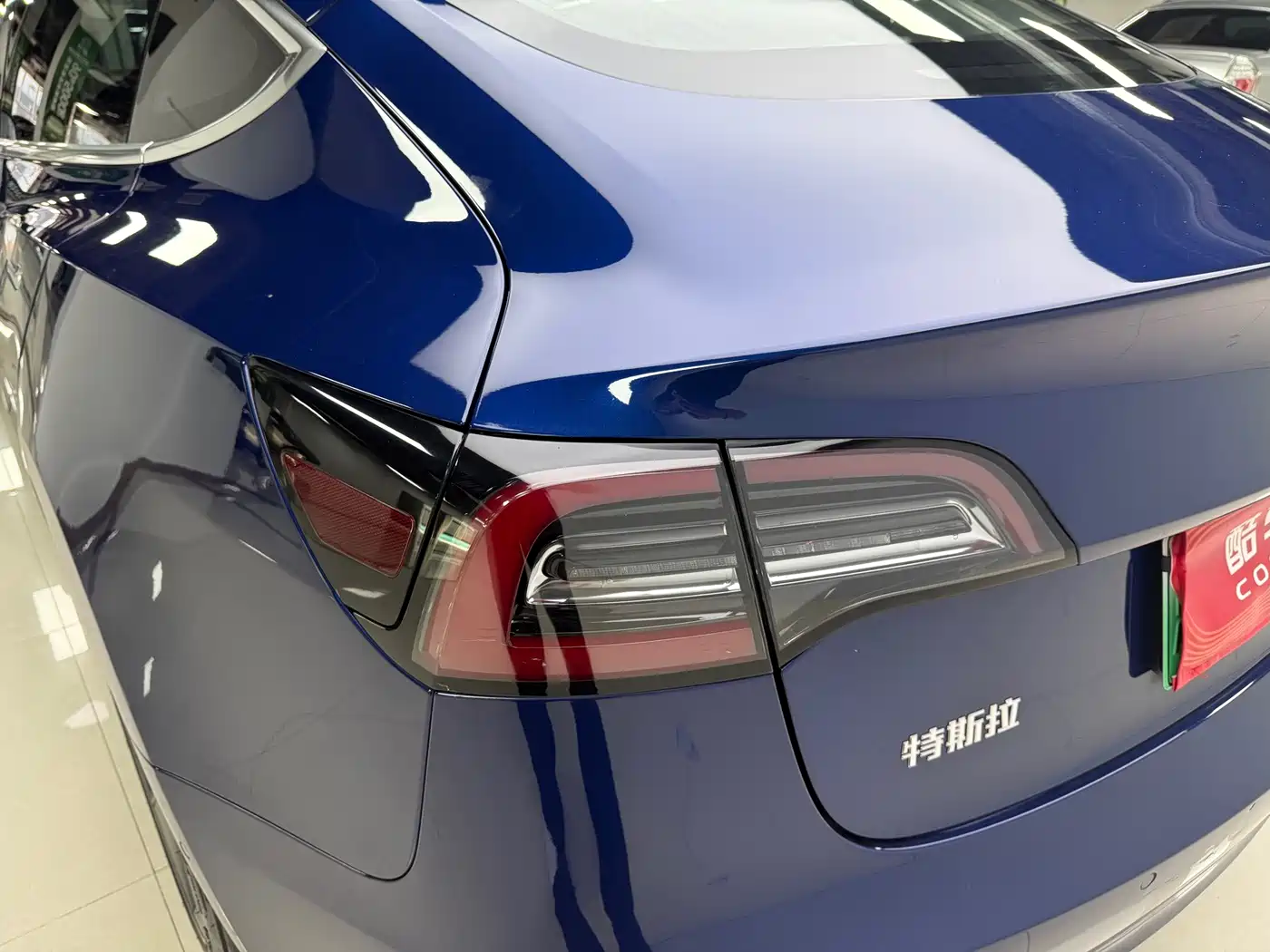 Фото 21 - Tesla Model 3