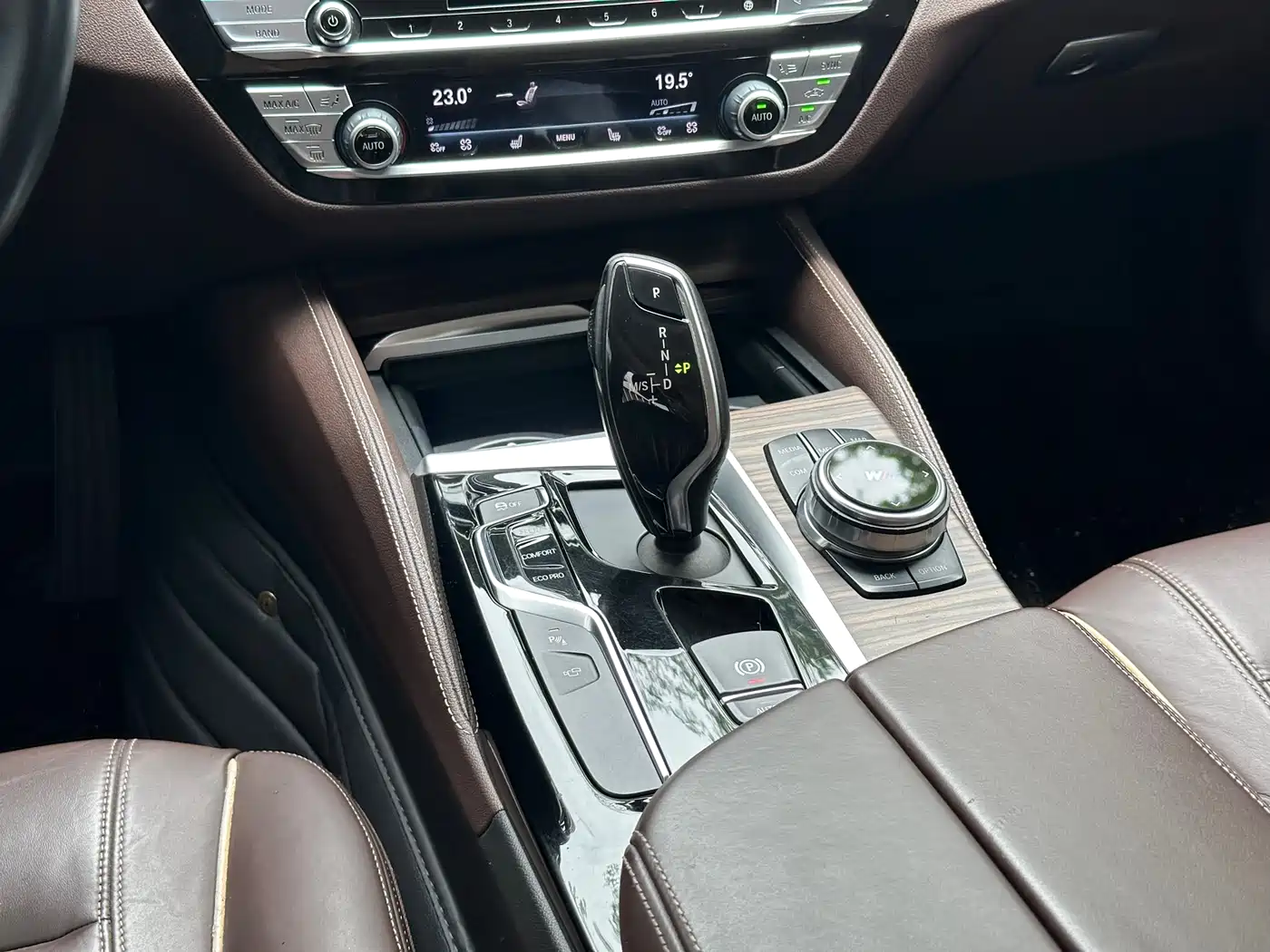 BMW 5 Series 2018 Facelift 530Li Exclusive Luxury Package фото 14