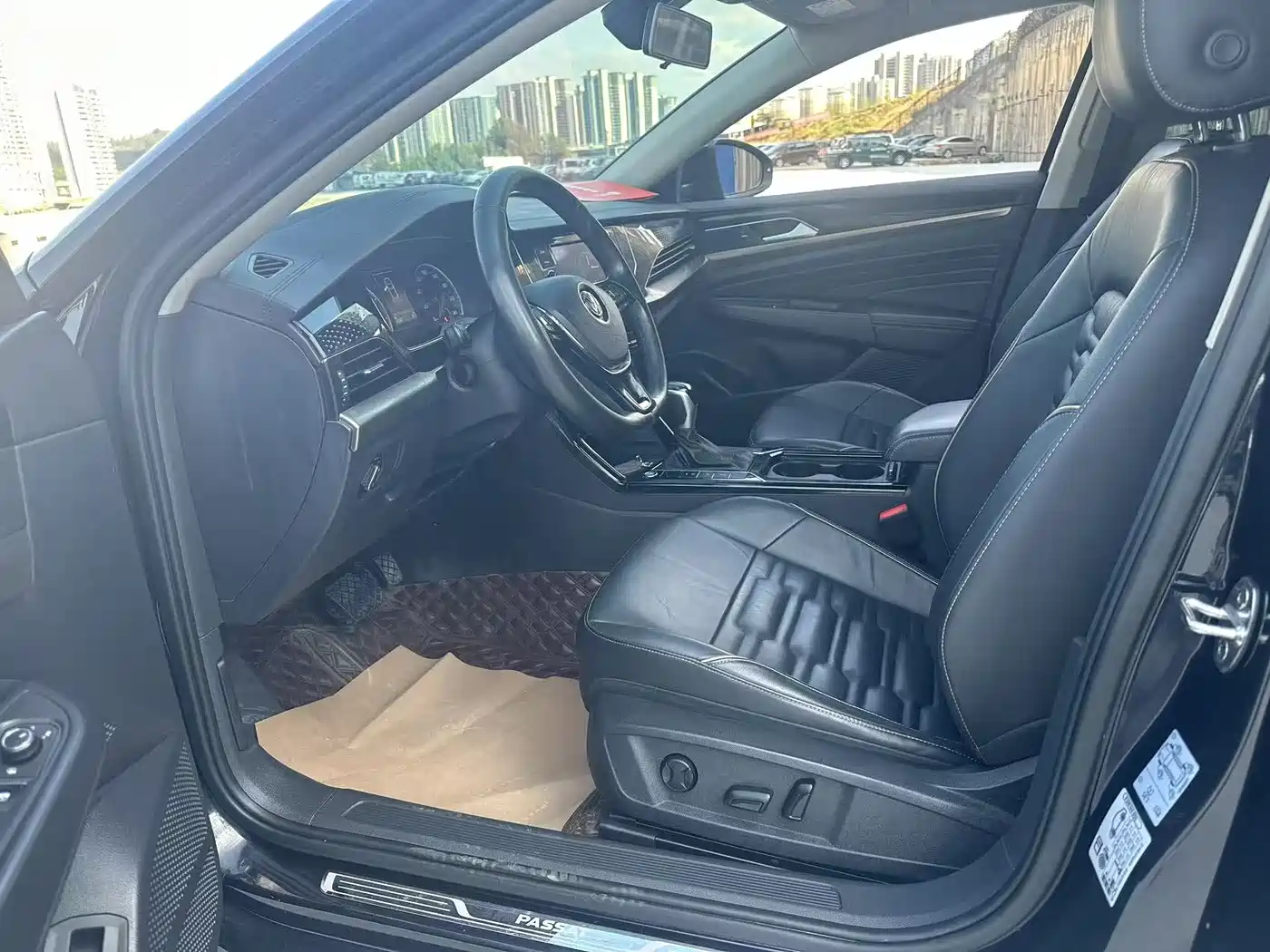 Volkswagen Passat 2019 330TSI Elite Version China VI фото 8