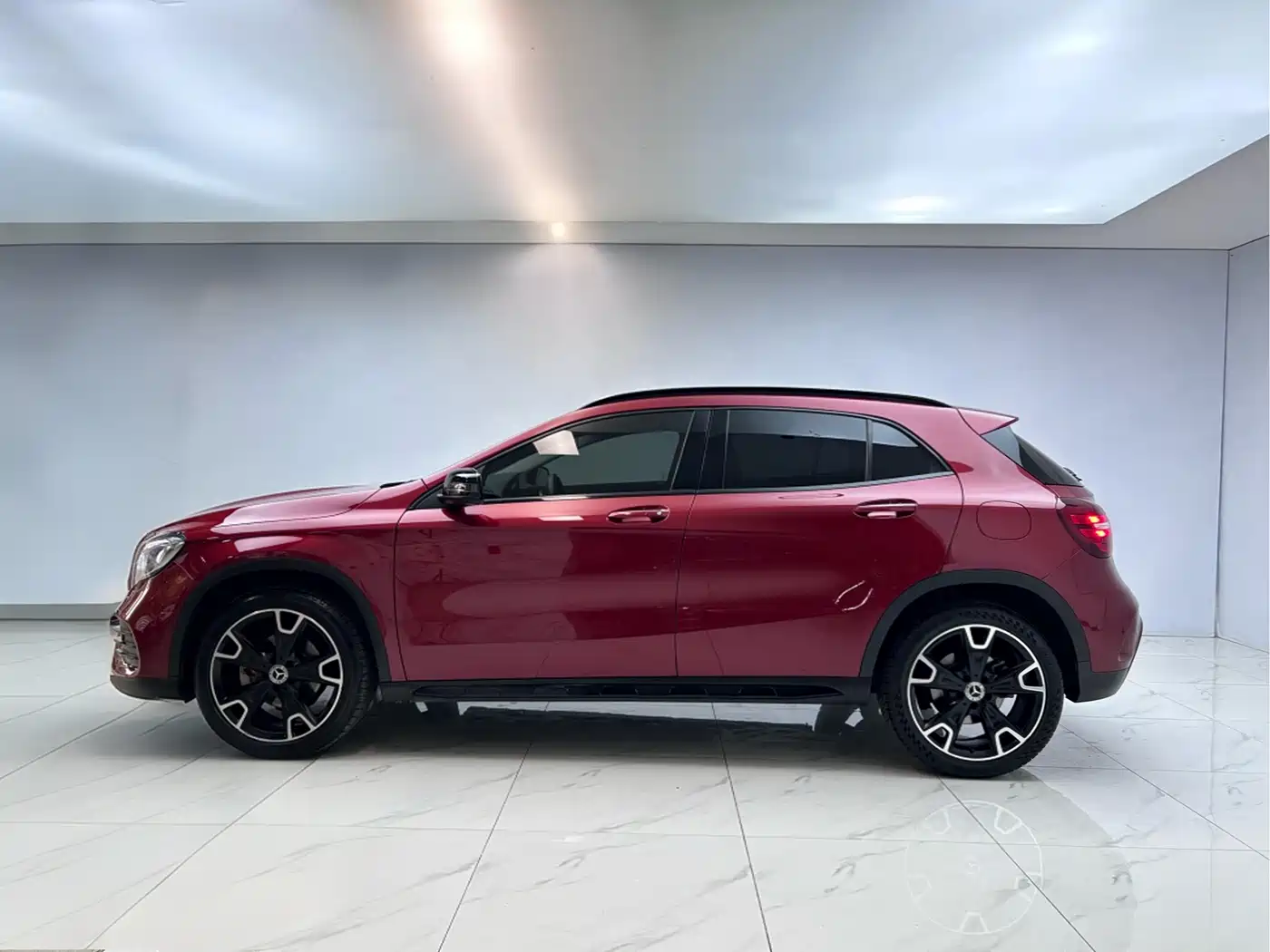 Mercedes-Benz GLA 2018 GLA 220 4MATIC Sport фото 4