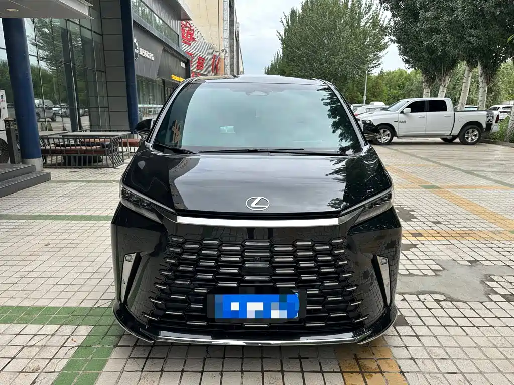 Lexus LM 2025 2023 350h 7-Seater Elegance Edition