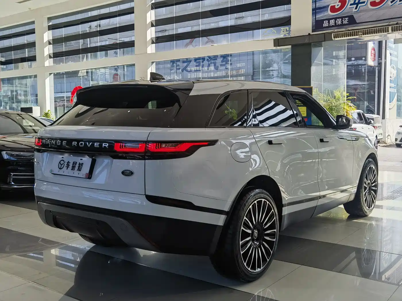 Land Rover Range Rover Velar 2020 P250 фото 14
