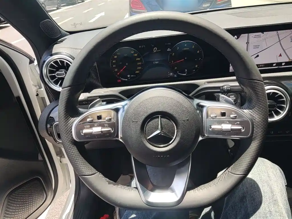 Mercedes-Benz A-Class 2022 Facelift III A 200 L Sport Sedan Fashion фото 11