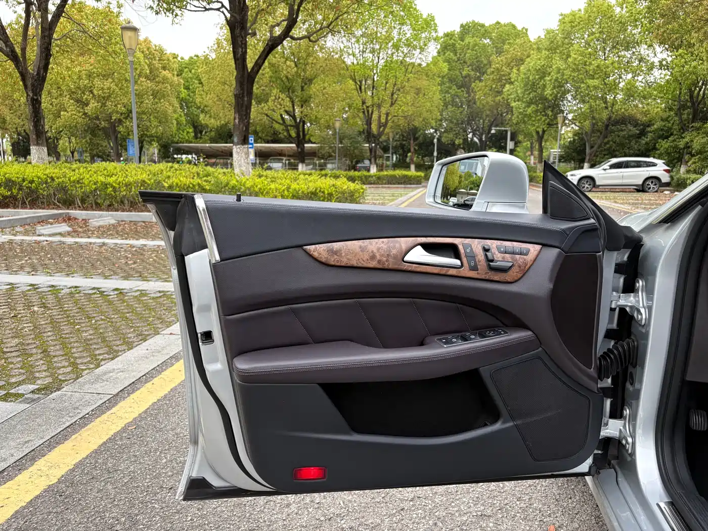 Mercedes-Benz CLS 2012 CLS 300 CGI фото 14