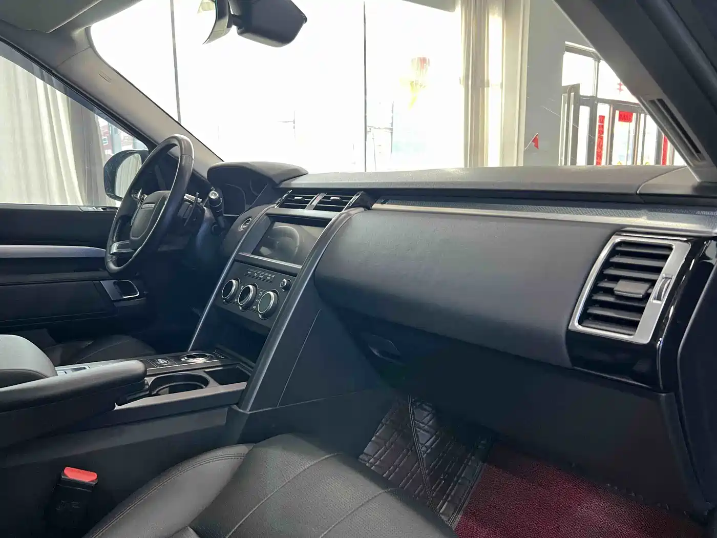 Land Rover Discovery 2020 2.0T 30th Anniversary Special Edition фото 9