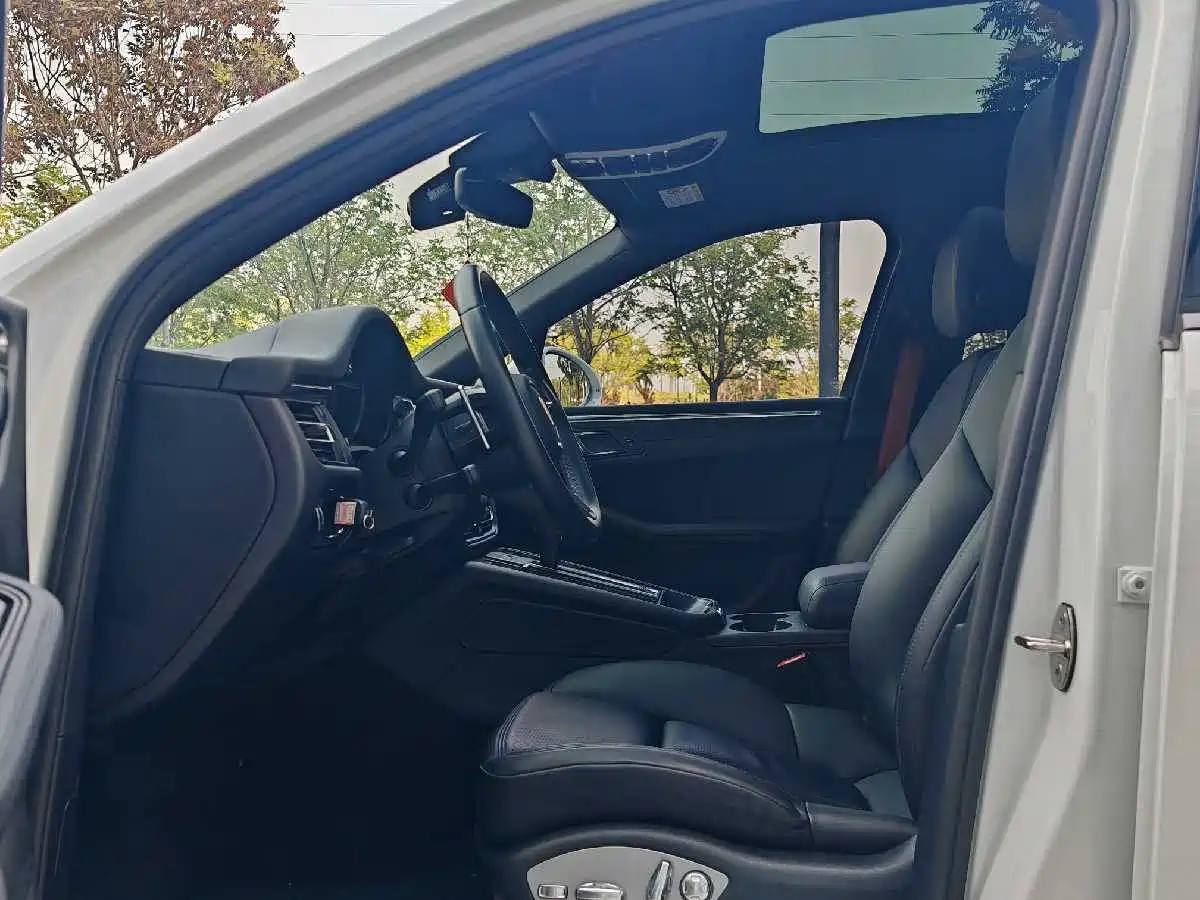 Porsche Macan 2023 Macan 2.0T фото 14