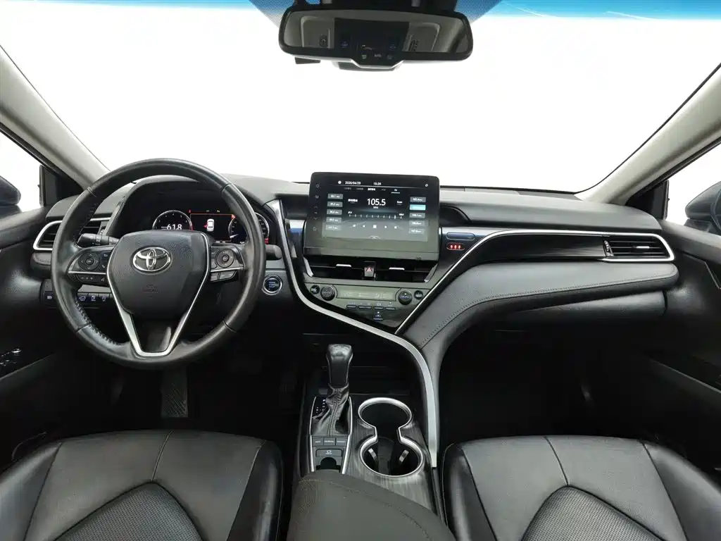 Toyota Camry 2021 2.5G Luxury Edition фото 5