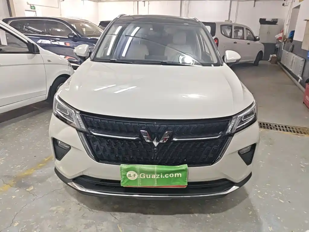 Wuling Motors Wuling Xingchen 2022 2021 1.5T CVT Stellar Edition