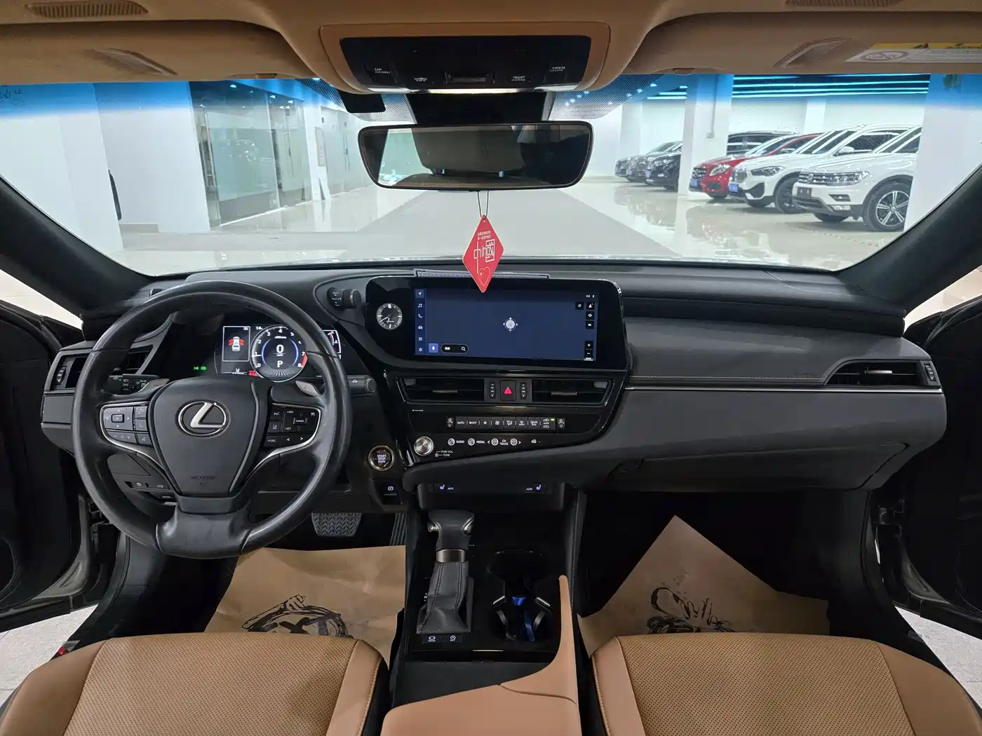 Lexus ES 2024 200 Premium Edition фото 5