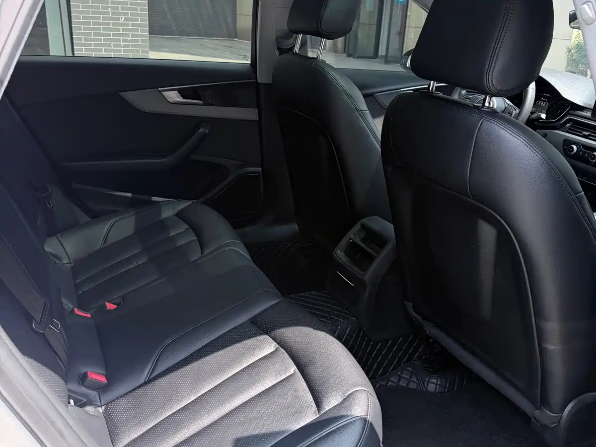Audi A4L 2019 40 TFSI Progressive (China V) фото 7