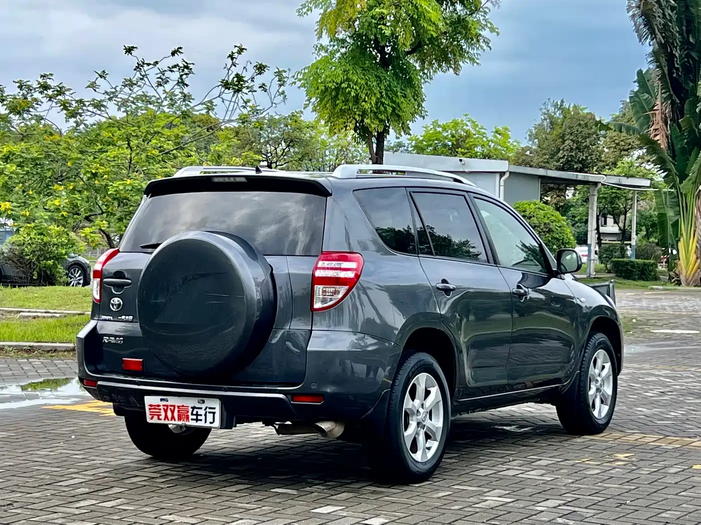 Toyota RAV4 Rongfang 2011 2.0L Automatic Classic Edition фото 7