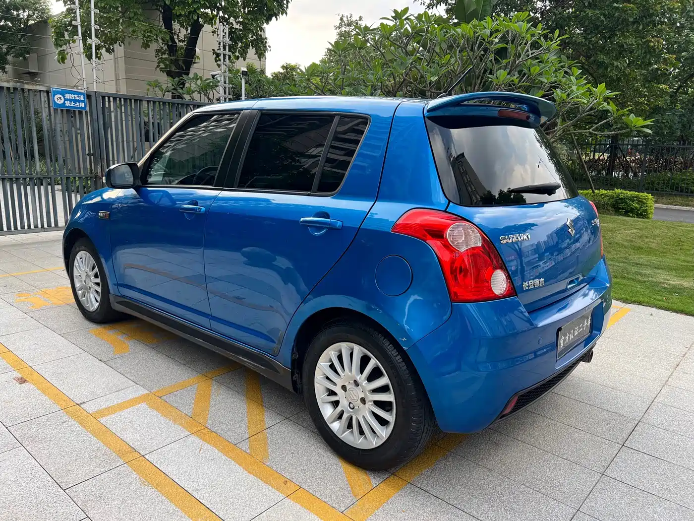 Suzuki Swift 2013 2013 1.5L Automatic Sport Edition