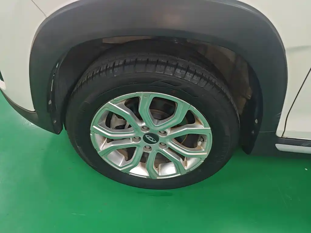 Chery Tiggo 3x 2023 2022 PLUS 1.5L CVT Refreshing Red Date II Type