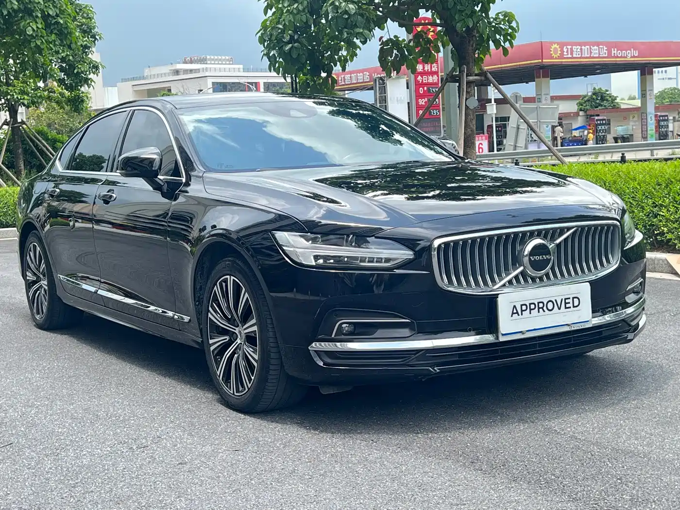 Фото 3 - Volvo S90