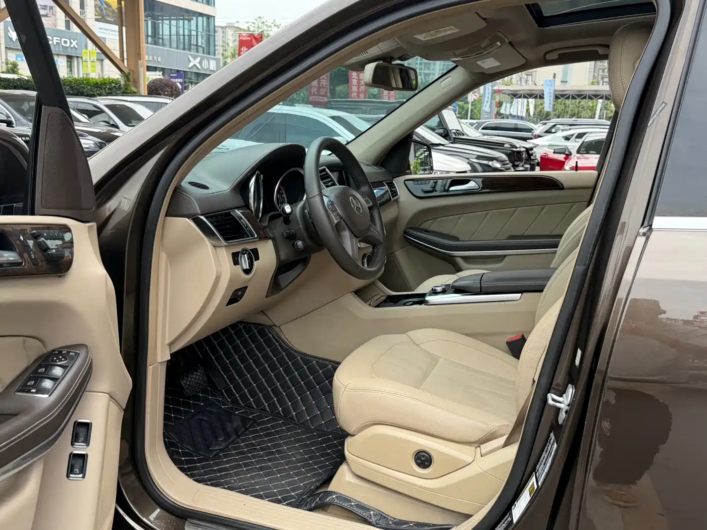 Mercedes-Benz GL-Class 2015 GL 350 CDI 4MATIC фото 4
