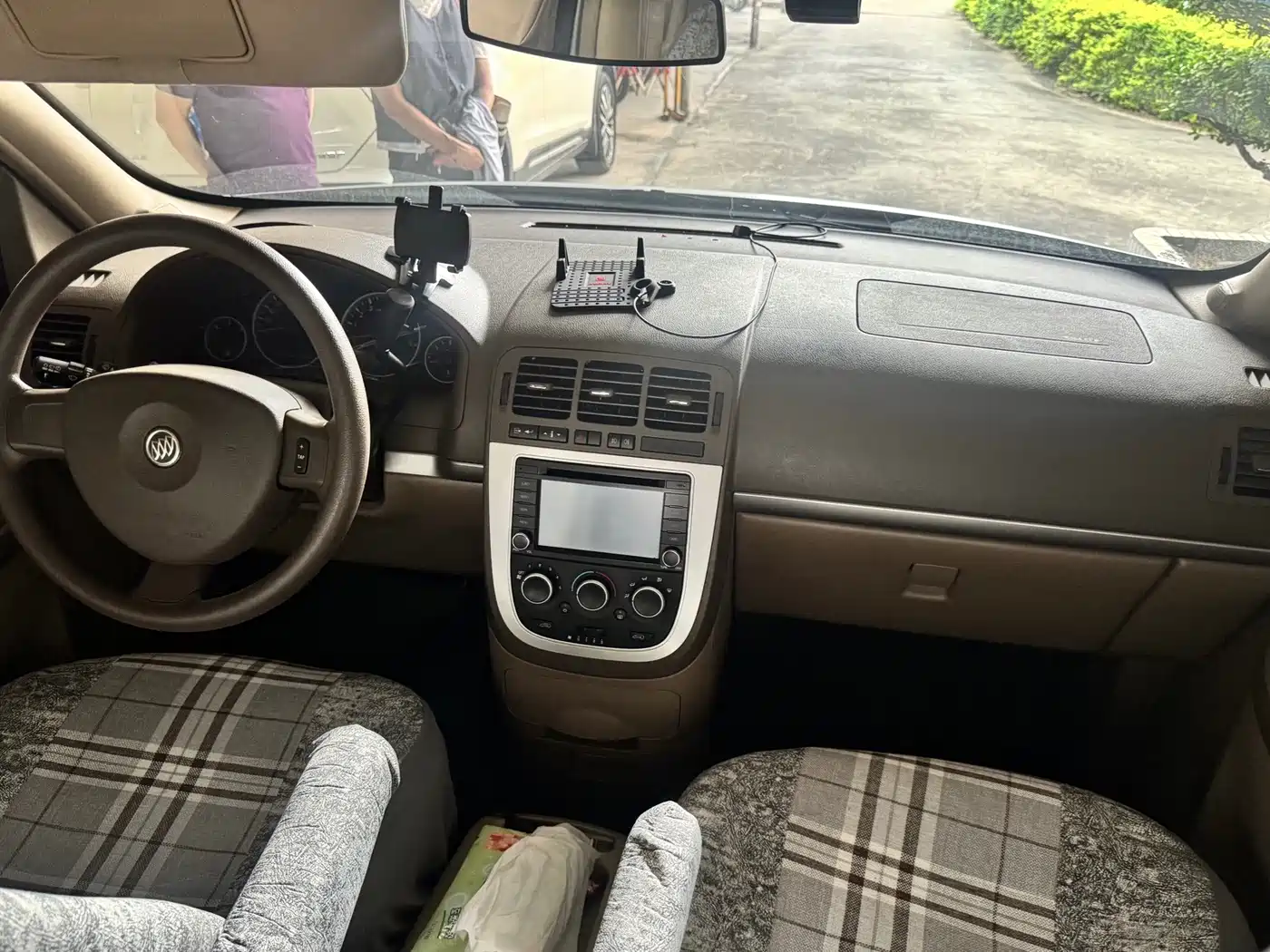 Фото 4 - Buick GL8