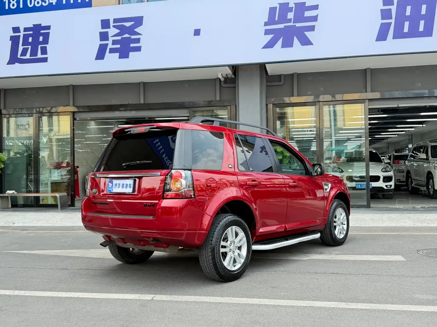 Land Rover Freelander 2 2014 2.2T SD4 SE Diesel Edition фото 14