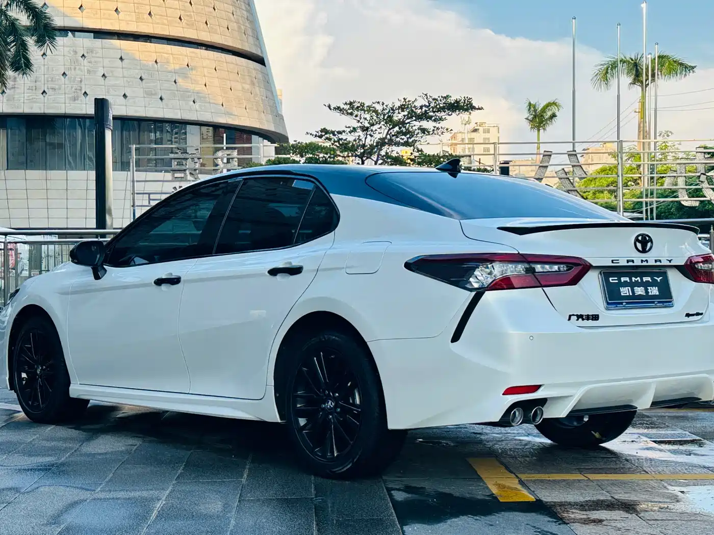 Toyota Camry 2023 2022 2.5S Knight Edition