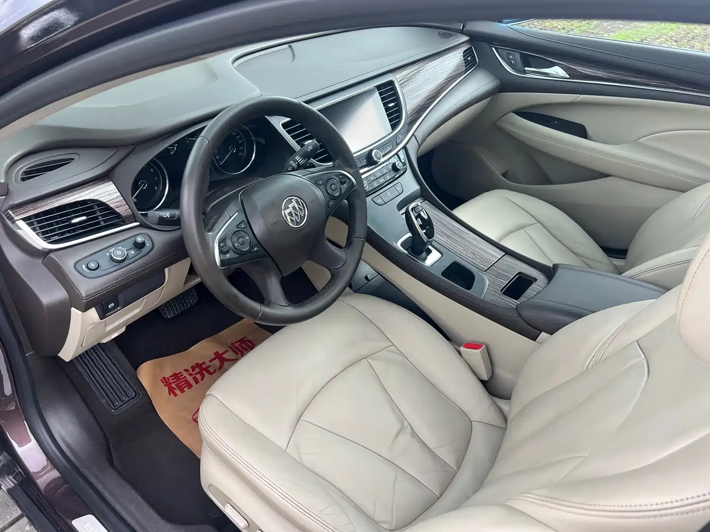 Фото 9 - Buick LaCrosse