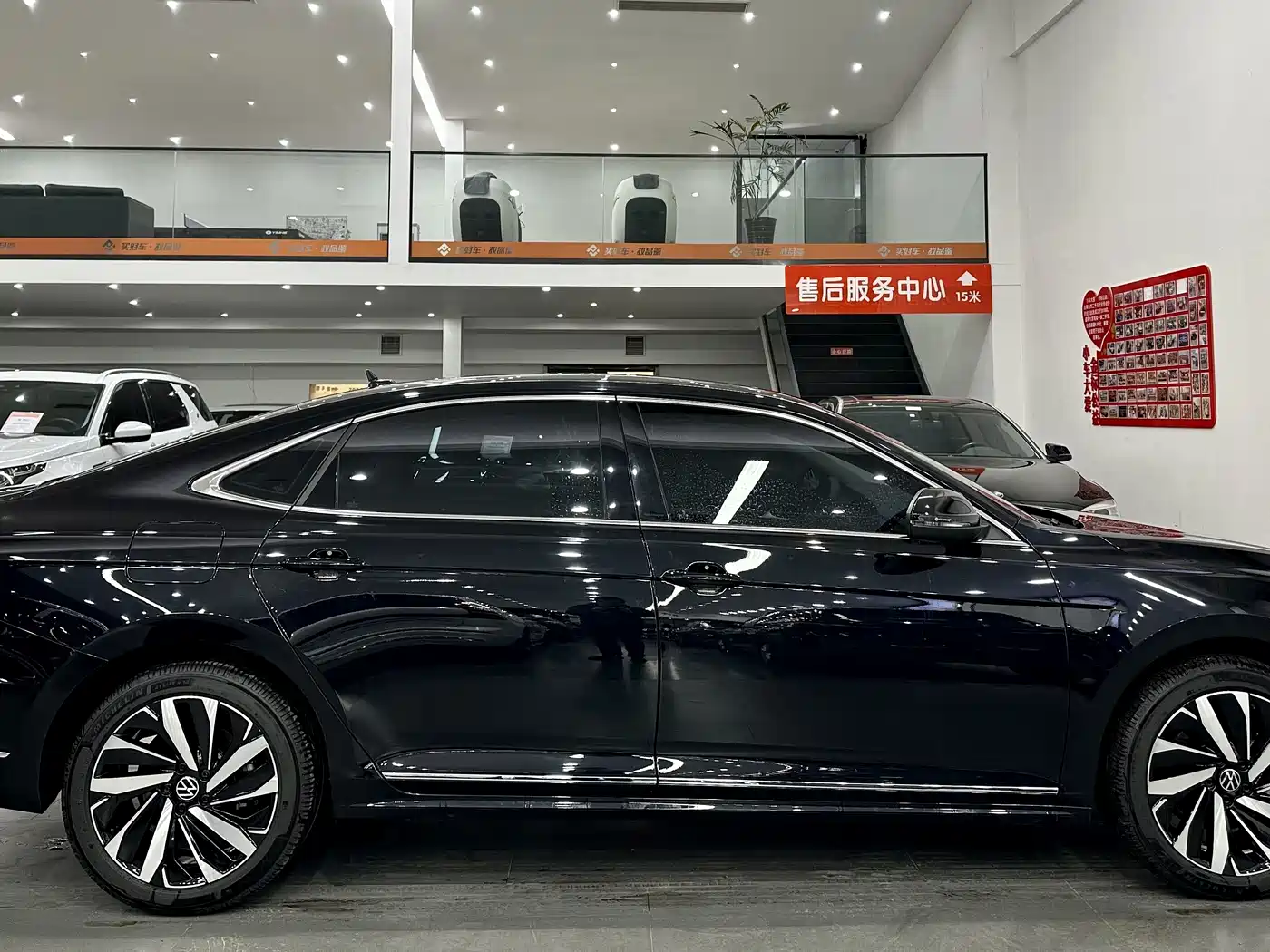 Volkswagen Passat 2023 330TSI Elite Edition фото 5