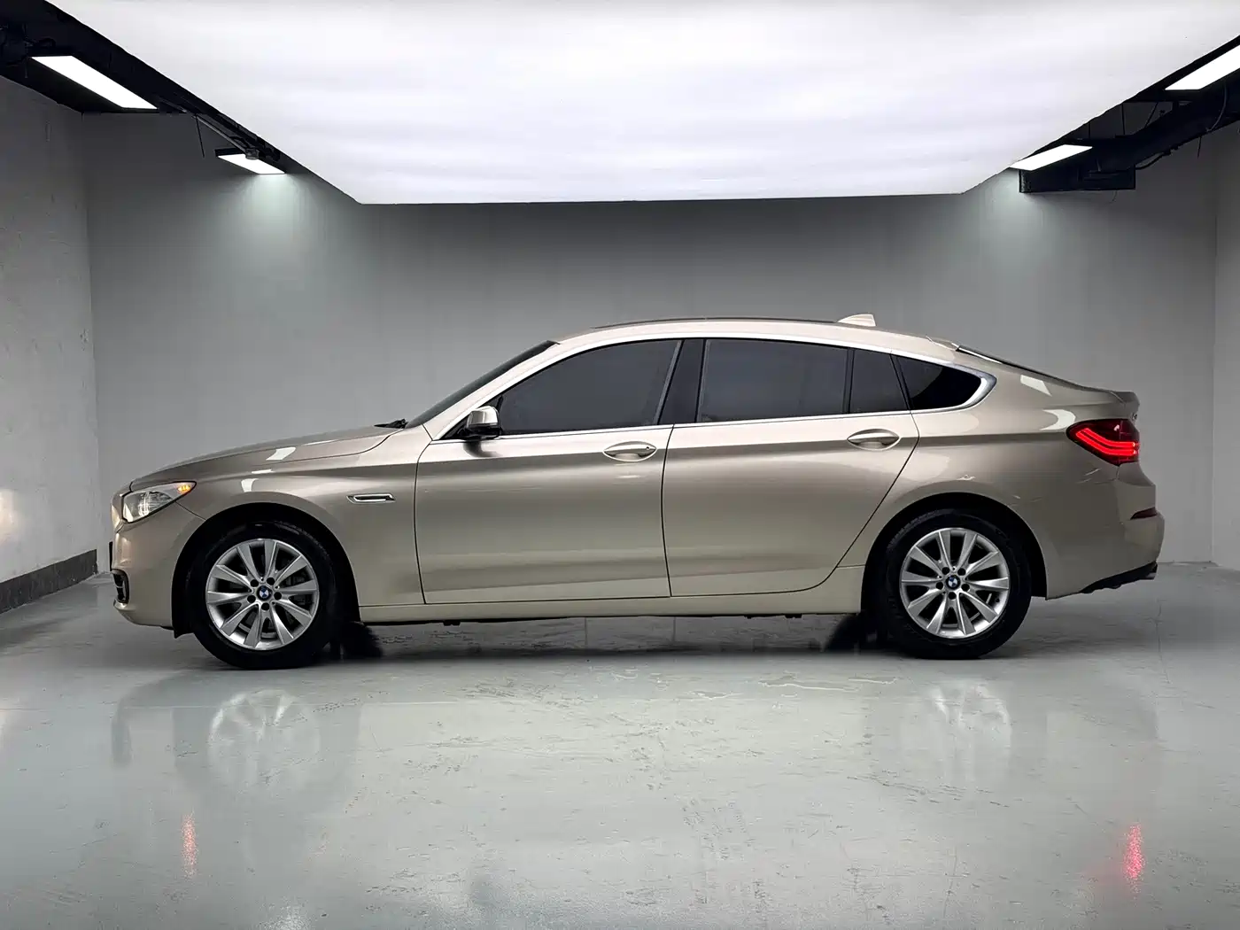 BMW 5 Series GT 2014 2014 528i Luxury