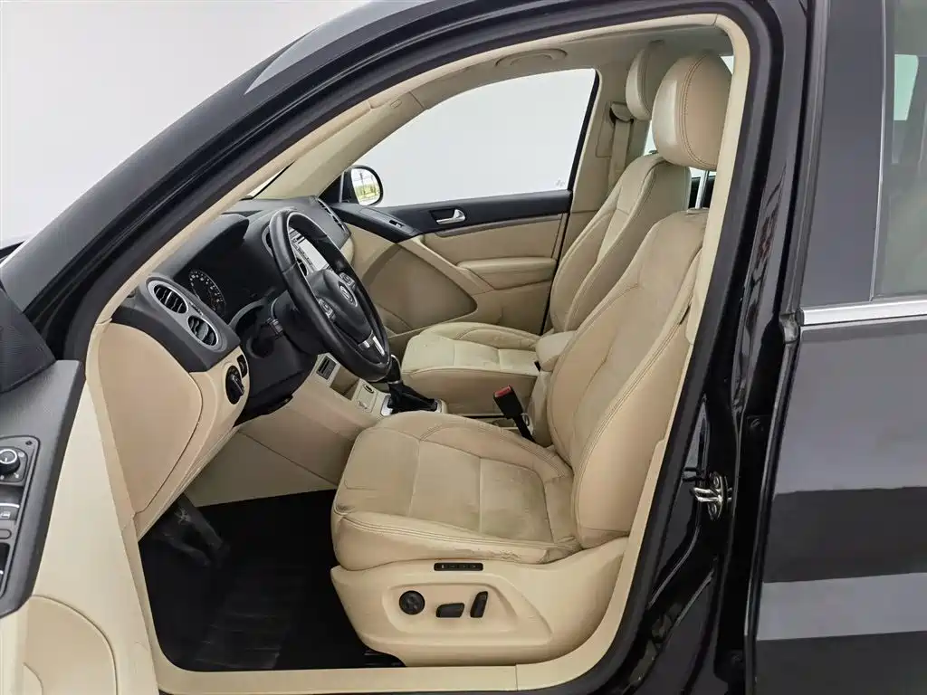 Volkswagen Tiguan 2013 2.0TSI Automatic AWD Flagship Edition фото 10