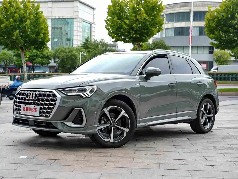 Audi Q3 2025 2025 quattro 45th Anniversary Edition 35TFSI Fashion Dynamic