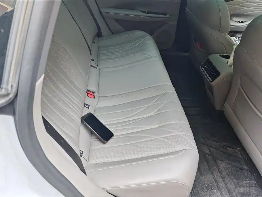 GEELY GALAXY GALAXY SPARKLE 8