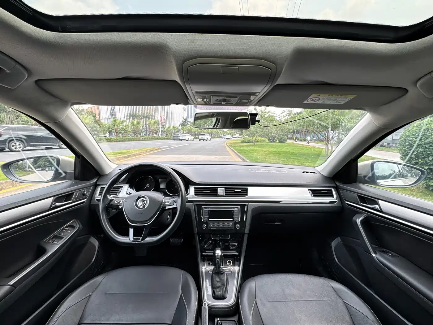 Volkswagen Bora 2018 1.5L Automatic Comfort фото 12
