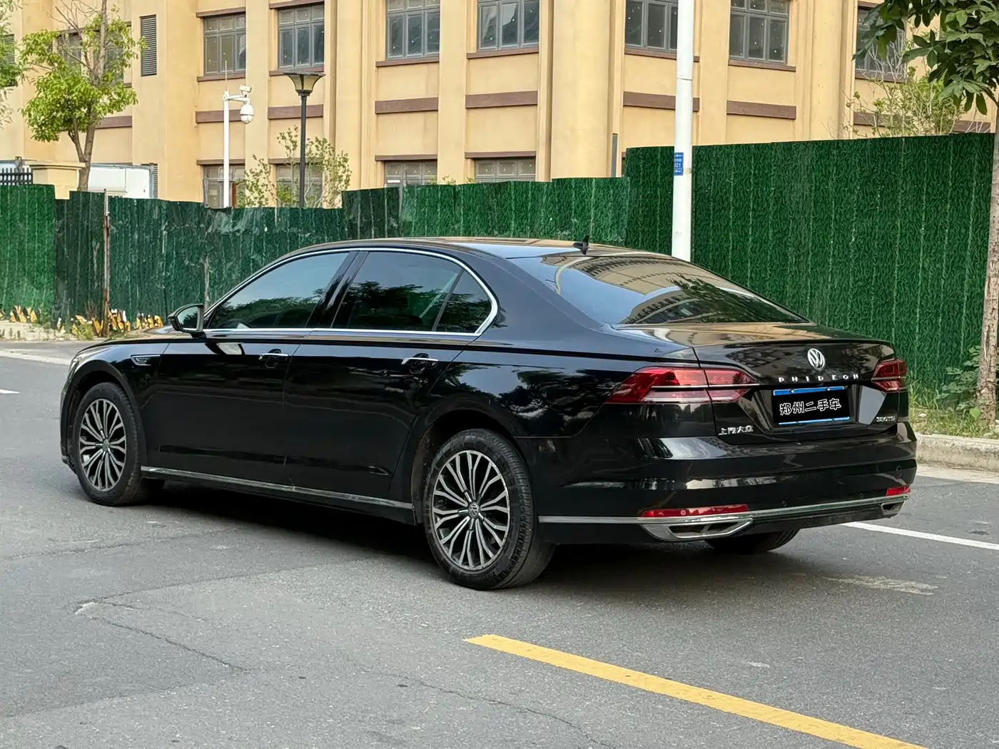 Photo 6 - Volkswagen Phideon