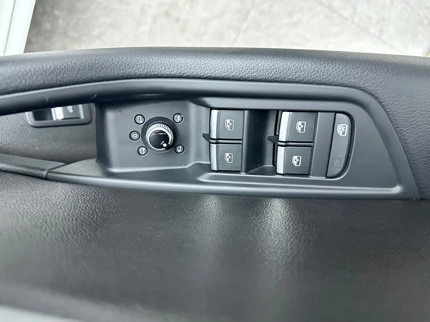 Audi A4L 2018 30th Anniversary 40 TFSI Progressive фото 17