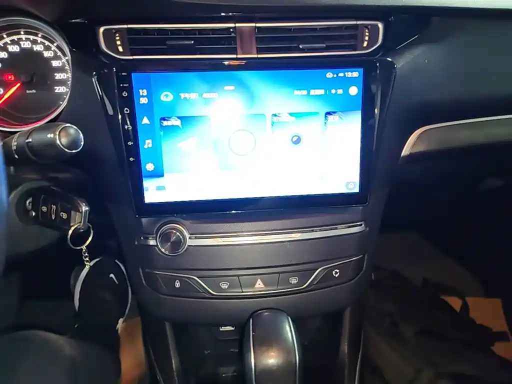 Peugeot 408 2014 1.8L Automatic Luxury Edition фото 13