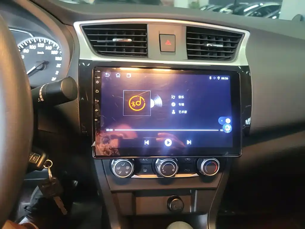 Nissan SYLPHY, миниатюра 13
