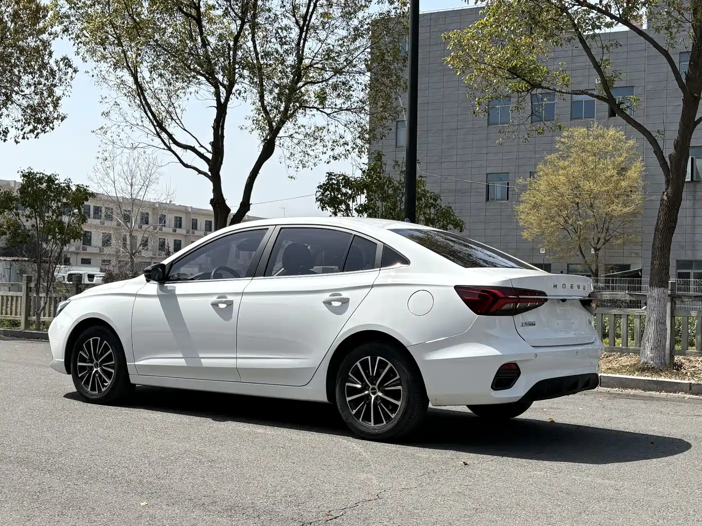 ROEWE I5