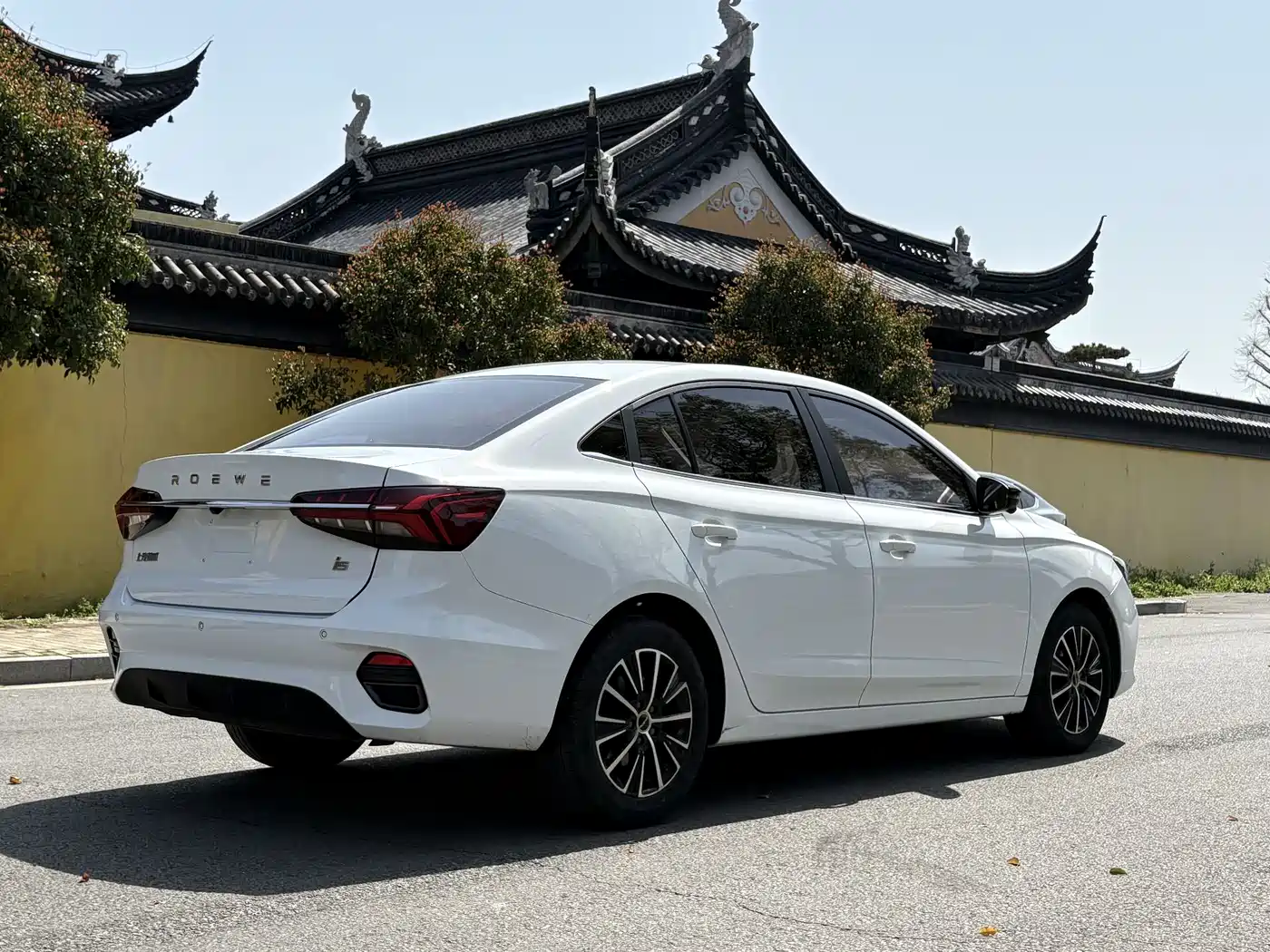 ROEWE I5