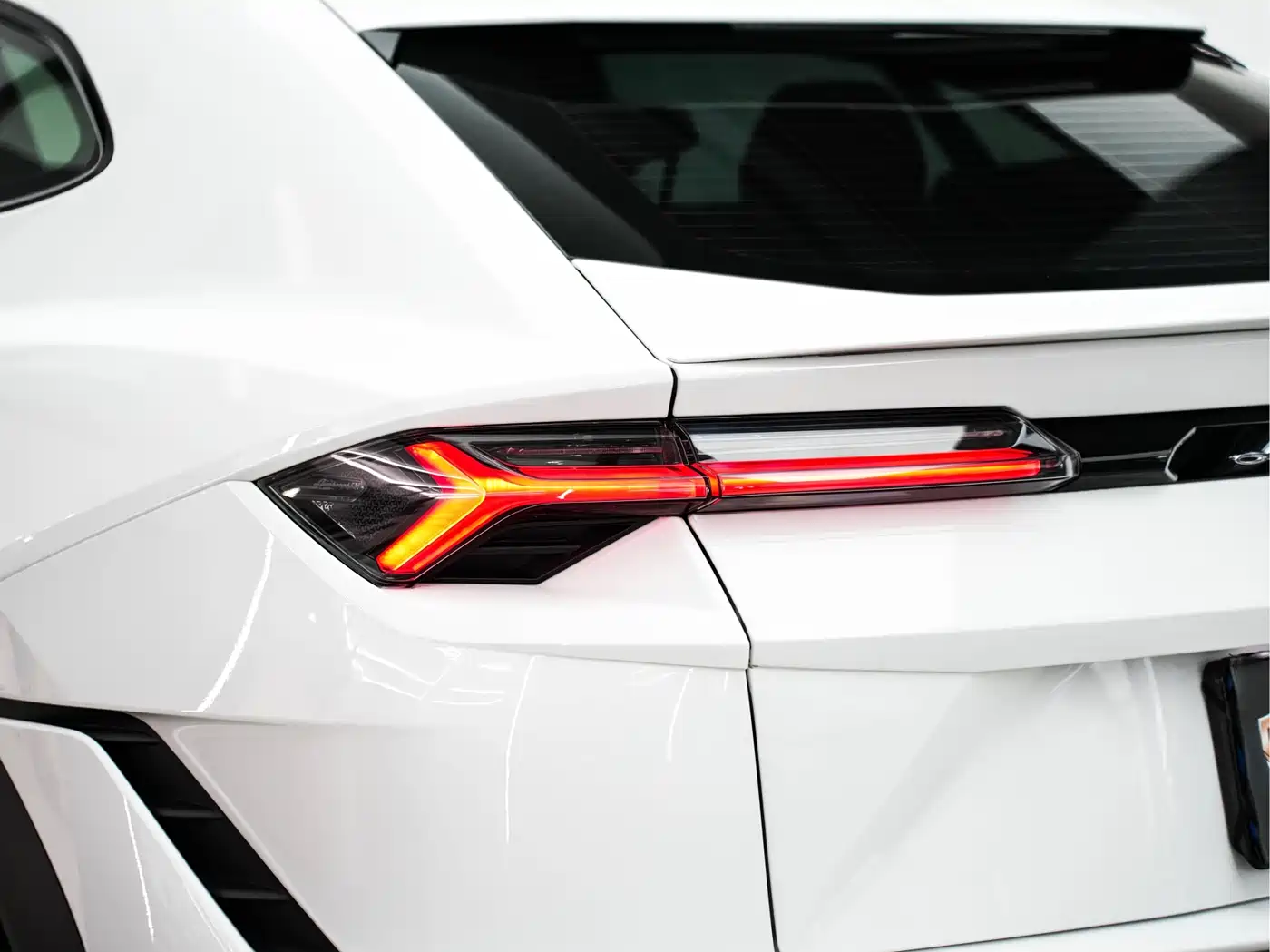 Lamborghini Urus 2023 4.0T V8 S фото 11
