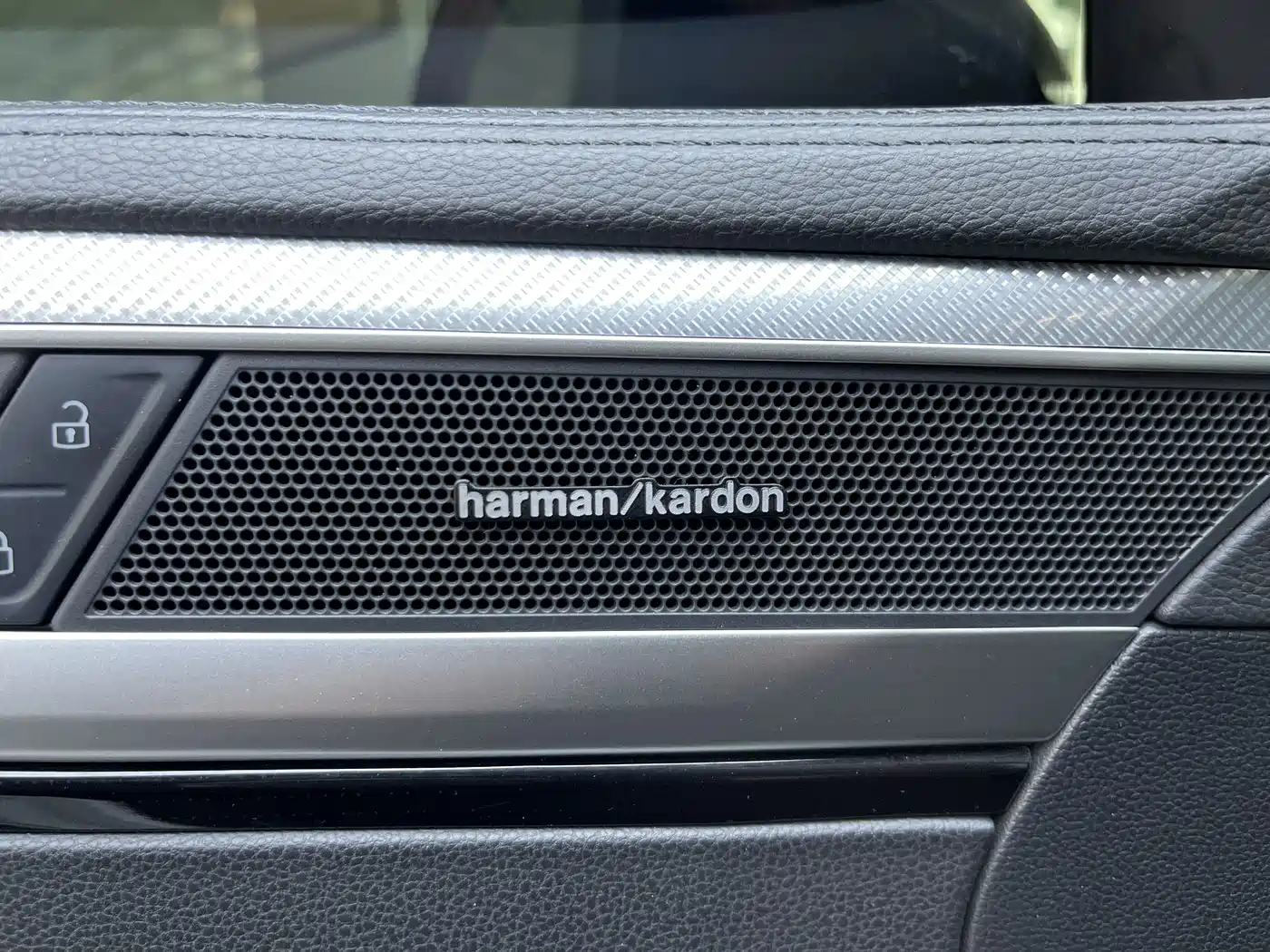 Volkswagen FAW-Volkswagen CC 2024 Shooting Brake 380TSI Hunter Edition фото 16