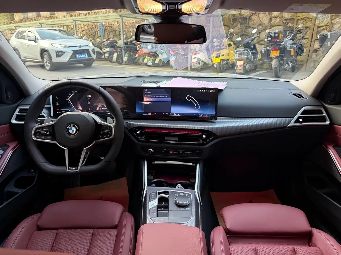 BMW 3 Series 2025 330Li M Sport Night Edition фото 6
