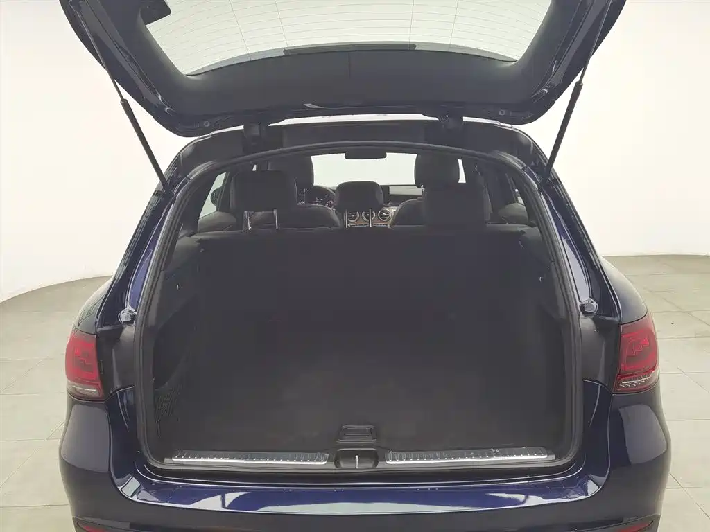 Mercedes-Benz GLC 2016 GLC 300 4MATIC Dynamic фото 16