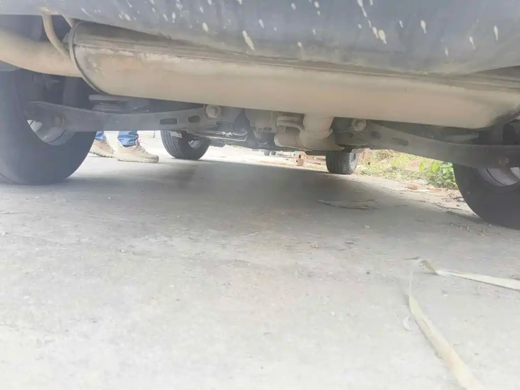 Photo 10 - Chevrolet Equinox